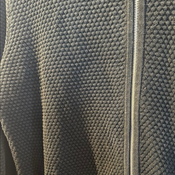 Theory Black Textured Men's Zip-Up Sweater - Picture 4 of 7